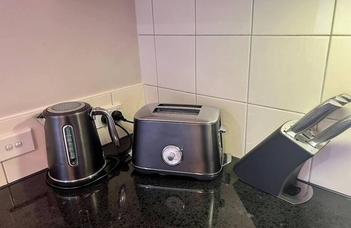 Takapuna Apartment | 1br apt near Takapuna Beach with Ocean View