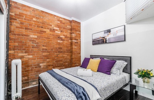 Central Hamilton Apartment | 1BR -Boutique Apartment- PRIME Location