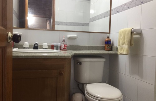 Chia House | 1BR | Cerca a Colmena y BBC