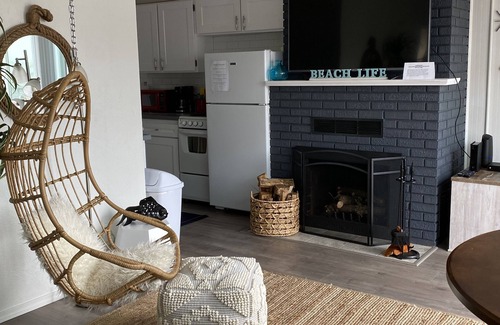 Lincoln City Condo | 1BR Condo at the Beach near Taft arean