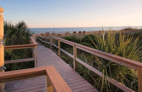 Ocean Ridge Condo | 1br Condo Golf, Beach, Deep-Sea Fishing!
