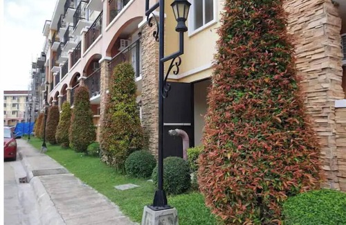 Sasa Condo | 1BR Condo, Pool, WiFi & Netflix