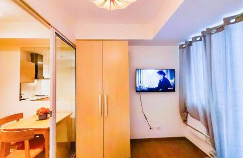 Don Bosco Apartment | 1BR Condotel at Azure Urban Resort Near Airport #AZ02