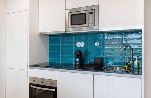 Espinho Apartment | 1BR Espinho Sunny Vibes with Pool