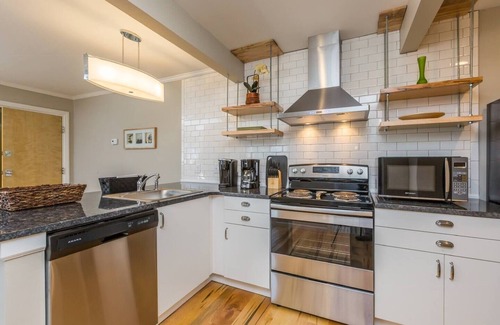 Winston - Salem Apartment | 1BR Fully Outfitted Apt with Central Location