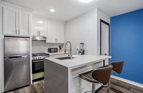 South Central Houston Apartment | 1BR Getaway Sleeps 2 Near Med Center & UH