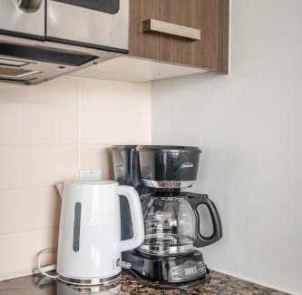 Bay Cloverhill Apartment | 1BR High Floor View Downtown Toronto