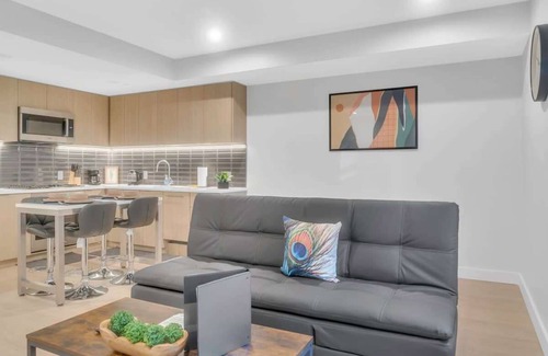 Downtown Washington D.C. Apartment | 1BR Logan Circle Furnished Apartment