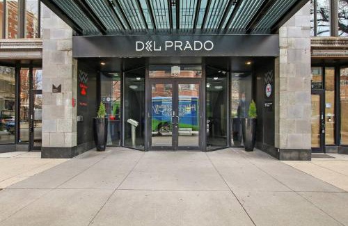 East Hyde Park Apartment | 1BR Modern Apartment in Chicago - Del Prado 811