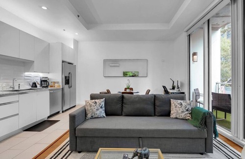 Downtown Tulsa Apartment | 1BR Near BOK Center-Gym, Lounge, Balcony, Pets OK