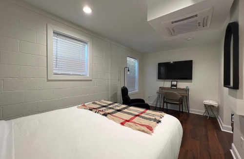 Greenville Apartment | 1BR Near Downtown & Mountain Goat Coffee