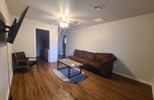 Temple House | 1BR Near Scott&White