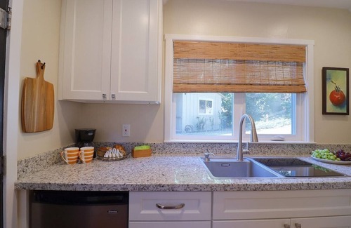 Bennett Valley House | 1BR Oasis: Hot Tub, BBQ, Creek, Near HWY 101 & 12