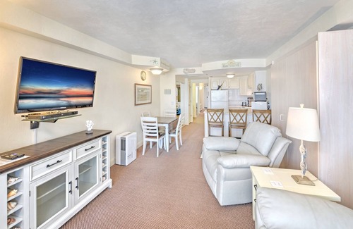 Ortona Park Condo | 1BR Oceanfront Condo w/Balcony & Beach Access