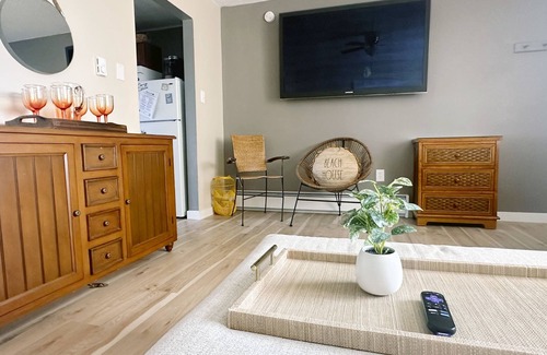 North End Condo | 1BR Pent. Suite 1 Block Beach/Boards/Fun/Elevator