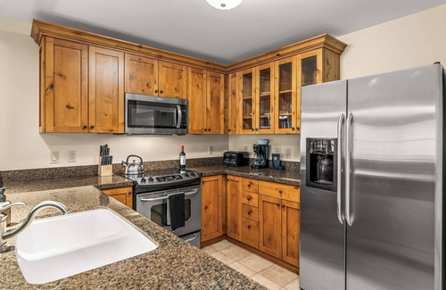 Crested Butte Condo | 1BR,Perfect View of ski resort,Base Area Luxury