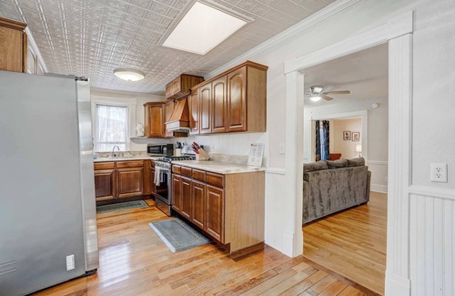 Manitou Springs House | 1BR Quiet Neighborhood & Nearby Parks