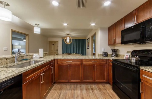 North Scottsdale Condo | 1BR Scottsdale Villa - Full Amenities. Less than a mile to TPC Scottsdale Golf!
