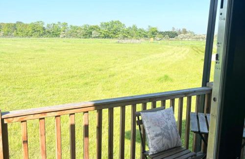 Morpeth House | 1Br-Sleeps2-Field View-Parking-Cabin Experience