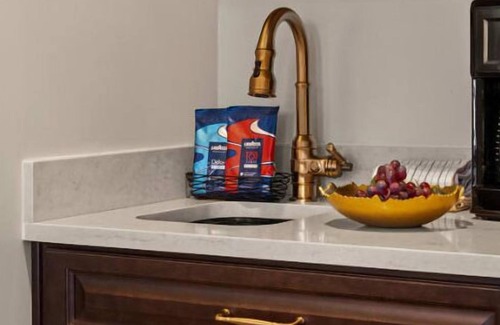 Fillmore District Condo | 1br Unit Theater Goers Dream-Theaters Galore!