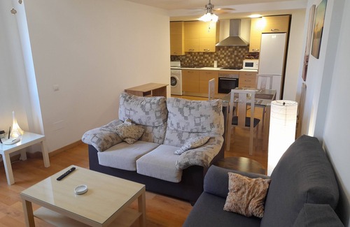 La Linea de la Concepcion Apartment | 1F Apto Moderno, 80m2, 2 Dorm, 4 Huéspedes Aire Acond, Wifi