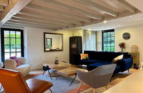 Mainneville Villa | 1h10 de Paris, maison de campagne avec piscine chauffée