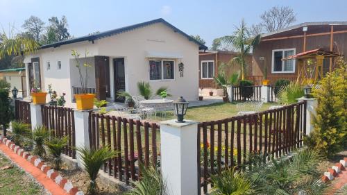 Bullawala House | 1heaven - Home Stay