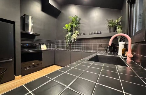 East Stroudsburg House | 1HR from NYC near to ski parks, downtwn, hikes