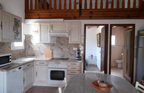 Pigna Apartment | 1km from the beach, S'apartment with terrace in residence with swimming pool