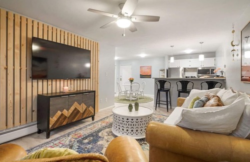 Golden Condo | $1M Views - Penthouse Condo in Golden Foothills