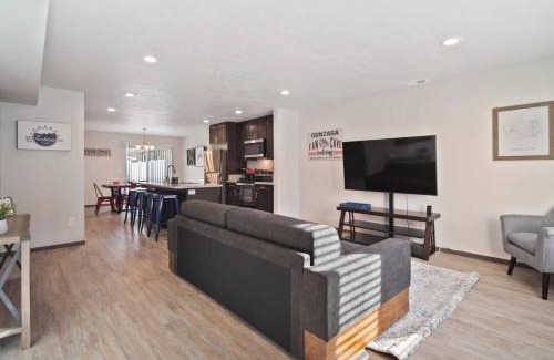 Spokane House | 1mile To Arenagonzagaetc Wd, Off St Parking