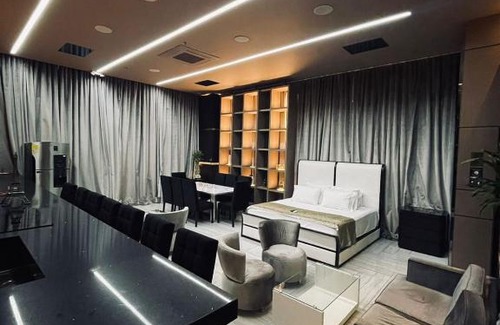 Zona Rosa Apartment | 1Million Luxury Suites