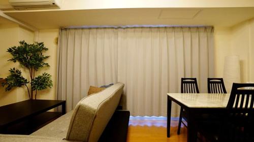 Nakajimakoen Apartment | 1min to Nakajima Park, max 6 ppl, 2LDK, 2 double bed, 1 sofa bed, Sapporo