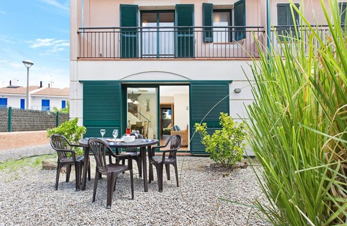 Mas Pinell Villa | 1MP 44 - Attractive house located in a quiet residential complex, with communal garden and swimming pool, just 100 m from the beach of Pals.