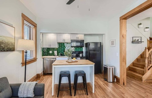 Speer Apartment | 1st Ave by Modern Midstay Wash Park & SoBo #F2