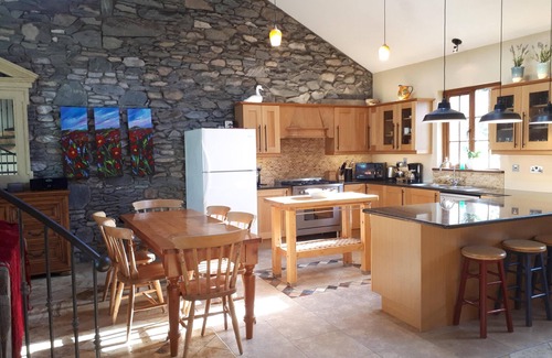 Killarney Cottage | 1st Class Cottage Location - Teach Mor at The Priory Killarney Courtyard