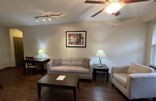 Miamisburg Apartment | 1st floor 1 bed. Walk to shopping, dining and entertainment at Austin Landing!