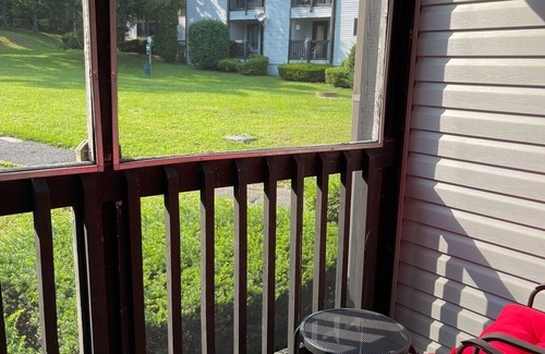 Claysburg Condo | 1st Floor 2/Bedroom 2/Full Bathroom, Wet-bar, Full Kitchen, 3 TVs & More