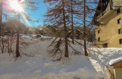 Puy-Saint-Vincent Apartment | 1st floor apartment 5 minutes from the slopes