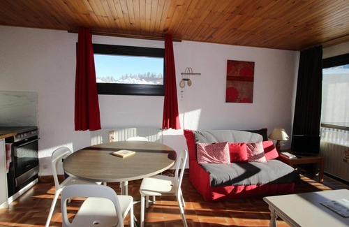 Chamrousse Apartment | 1st floor, balcony, tv, ski locker, 45m², Chamrousse