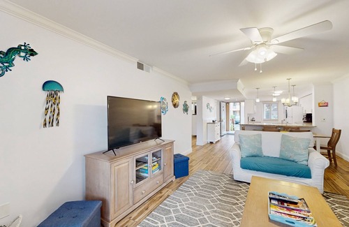 Folly Field Condo | 1st Floor Condo with Pools,Hot tub, 100 yards to Beach, Tennis/Pickleball Courts