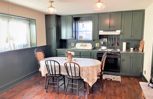 Hays Apartment | 1st Floor Historic Limestone Property Downtown