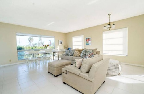 Parrot Cove House | 1st Floor Unit Golf Course Views