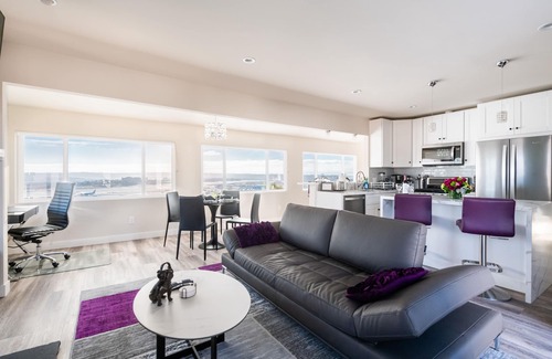 Middletown Villa | 1stResorts.com 3NEW FAMILY VILLAS/AMAZING WATER VIEWS/AC/3 decks/3hottubs/parkng