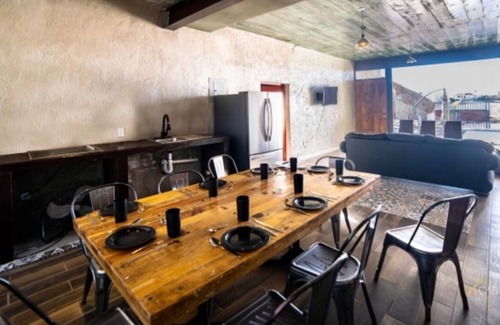 San Carlos House | 1studio/1cabin/2 bedrooms/pool/palapa/barbecue/patio-Casa Bacalar.