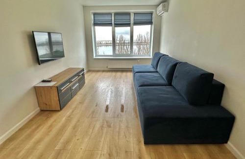 Cherkasy Apartment | 2-кімнатна квартира з видом на Дніпро