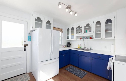 Jacksonville Beach Apartment | 2/1 - Upper unit - 4 blocks to the Beach