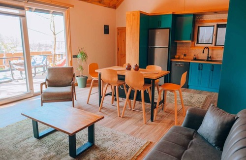 Kartepe House | 2+1 Wooden Bungalow for 5 People with Heating Pool and Winter Garden in Yanık