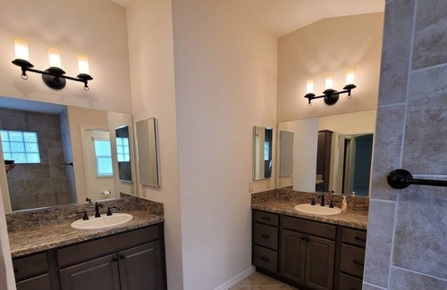Wildwood House | 2/2 BATH DESIGNER HOME