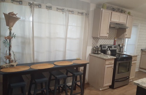 Crescent Beach House | 2/2 Beach House - Sleep 6 - 2 Blocks to Beach. Dog Friendly. Public Boat Ramp